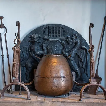 Loris - History & Luxury Pieve Fosciana